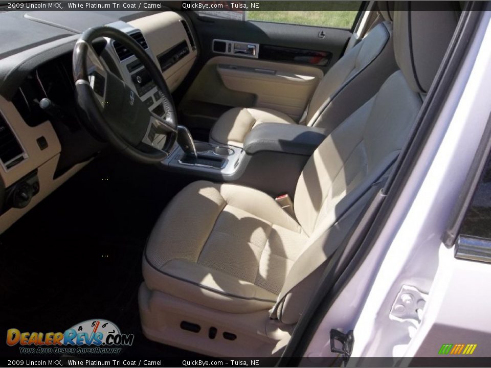 2009 Lincoln MKX White Platinum Tri Coat / Camel Photo #6