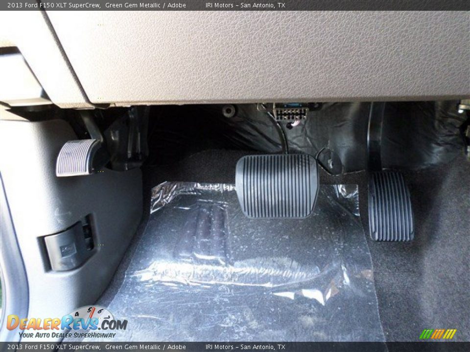 2013 Ford F150 XLT SuperCrew Green Gem Metallic / Adobe Photo #24