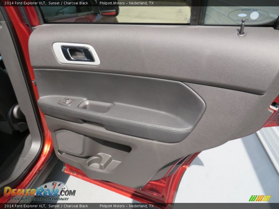 2014 Ford Explorer XLT Sunset / Charcoal Black Photo #20