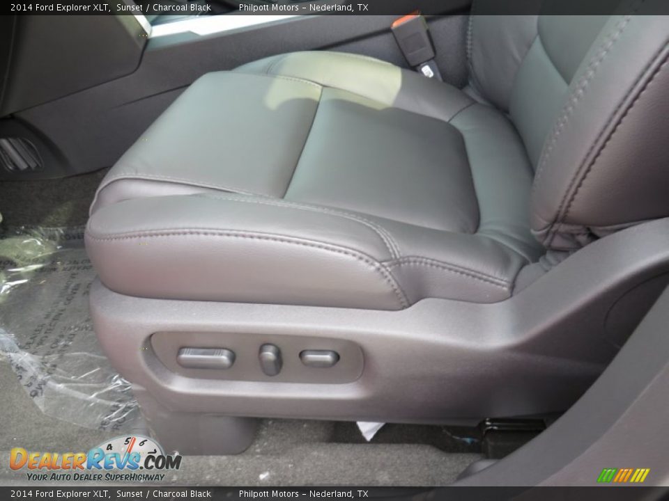2014 Ford Explorer XLT Sunset / Charcoal Black Photo #29