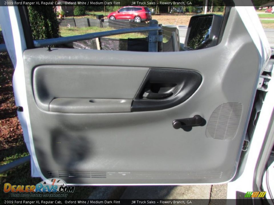 2009 Ford Ranger XL Regular Cab Oxford White / Medium Dark Flint Photo #14