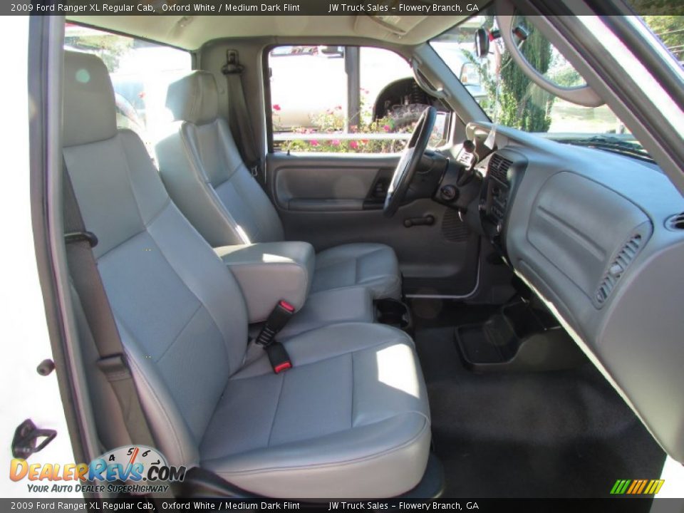 2009 Ford Ranger XL Regular Cab Oxford White / Medium Dark Flint Photo #31