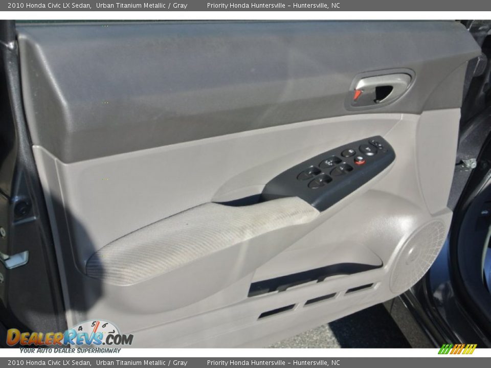 2010 Honda Civic LX Sedan Urban Titanium Metallic / Gray Photo #8