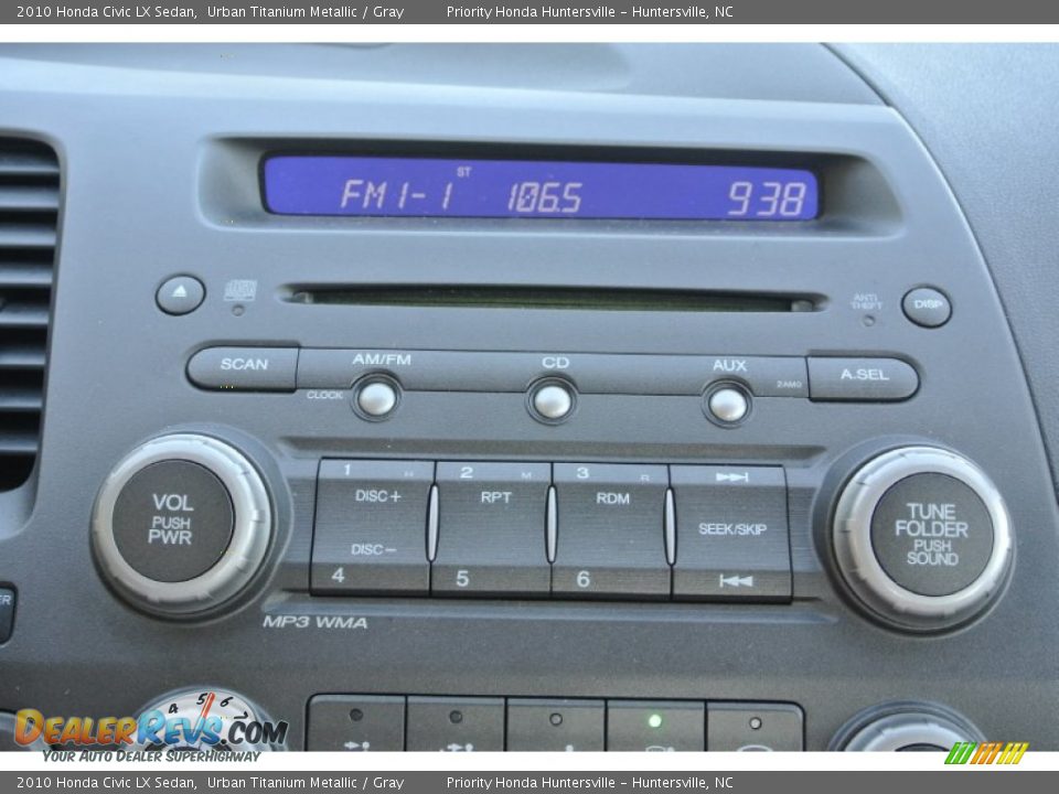 2010 Honda Civic LX Sedan Urban Titanium Metallic / Gray Photo #14