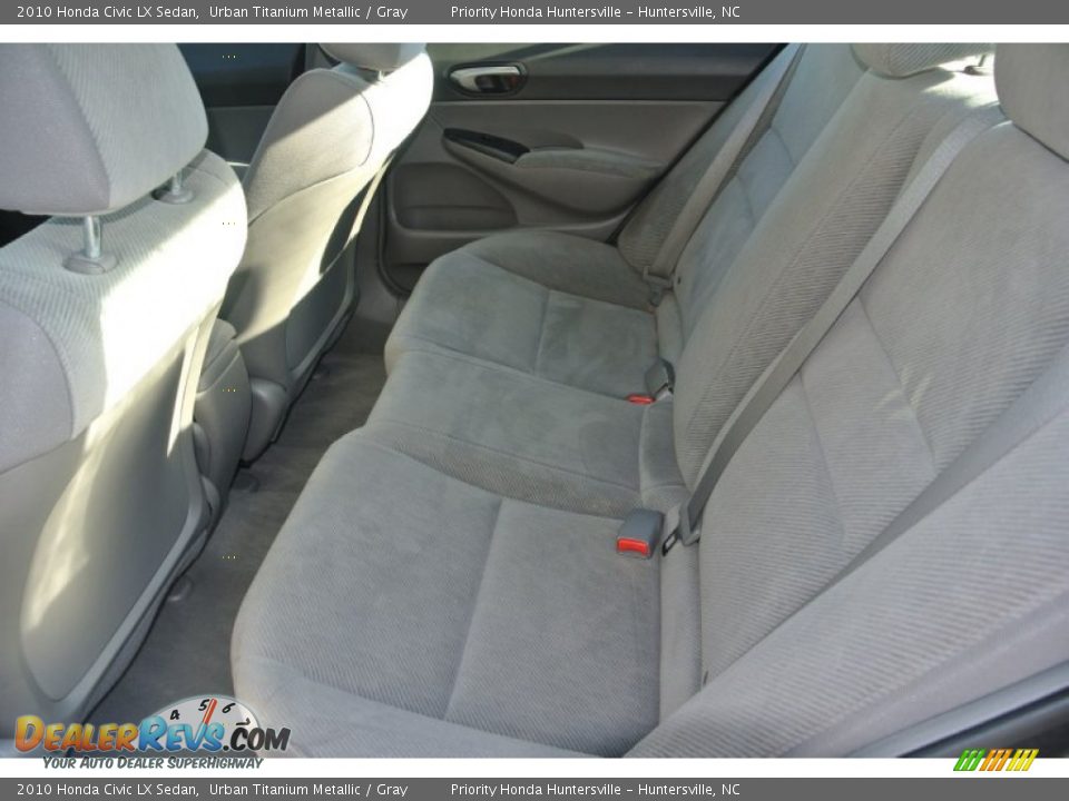 2010 Honda Civic LX Sedan Urban Titanium Metallic / Gray Photo #17