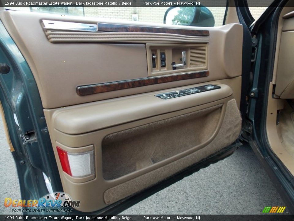 Door Panel of 1994 Buick Roadmaster Estate Wagon Photo #12