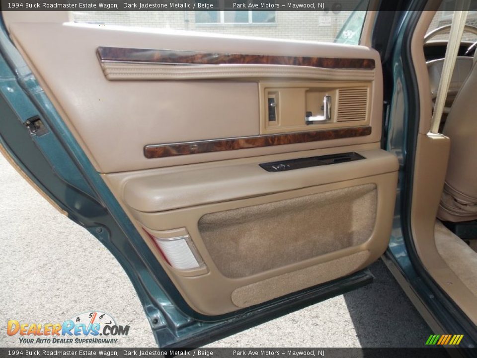 1994 Buick Roadmaster Estate Wagon Dark Jadestone Metallic / Beige Photo #18