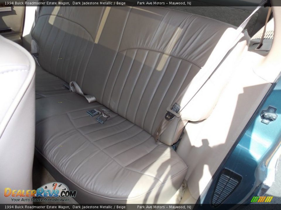 1994 Buick Roadmaster Estate Wagon Dark Jadestone Metallic / Beige Photo #19