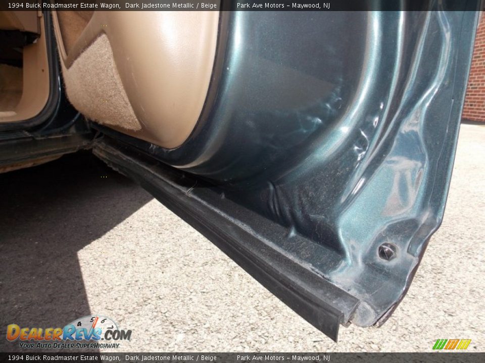 1994 Buick Roadmaster Estate Wagon Dark Jadestone Metallic / Beige Photo #23