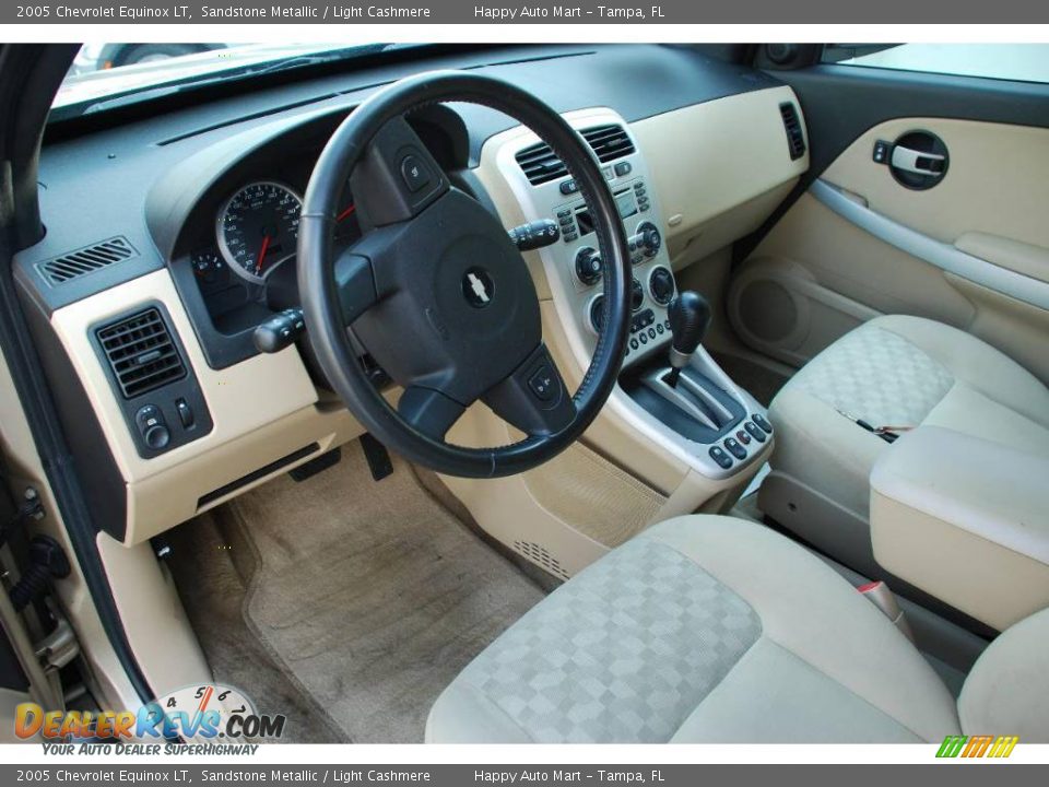 2005 Chevrolet Equinox LT Sandstone Metallic / Light Cashmere Photo #10