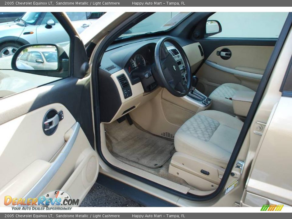 2005 Chevrolet Equinox LT Sandstone Metallic / Light Cashmere Photo #15