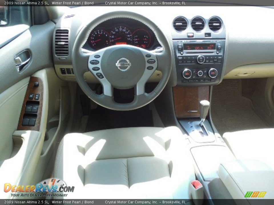 2009 Nissan Altima 2.5 SL Winter Frost Pearl / Blond Photo #6