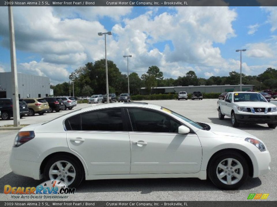 2009 Nissan Altima 2.5 SL Winter Frost Pearl / Blond Photo #9