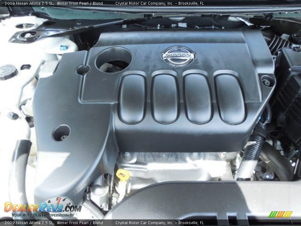 2009 Nissan Altima 2.5 SL Winter Frost Pearl / Blond Photo #16