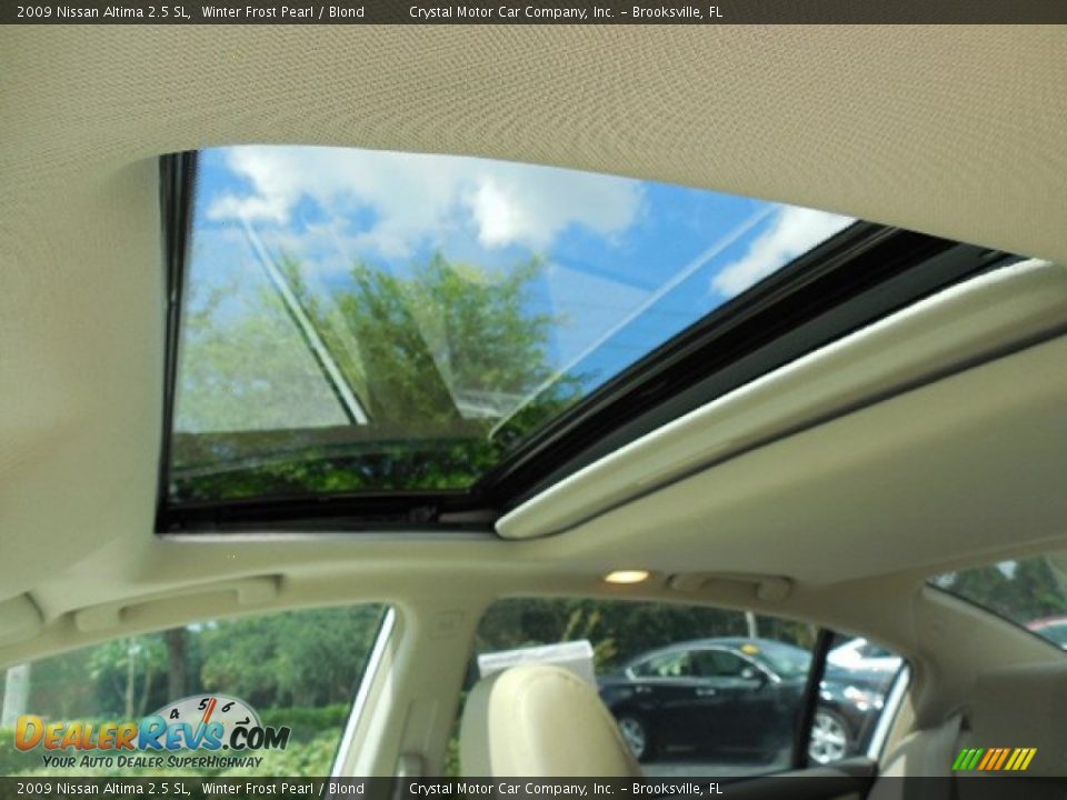 2009 Nissan Altima 2.5 SL Winter Frost Pearl / Blond Photo #21