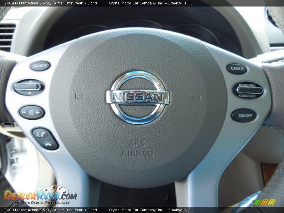 2009 Nissan Altima 2.5 SL Winter Frost Pearl / Blond Photo #22