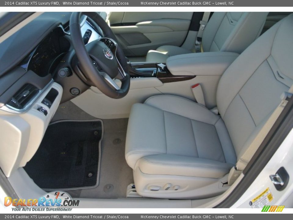 2014 Cadillac XTS Luxury FWD White Diamond Tricoat / Shale/Cocoa Photo #8