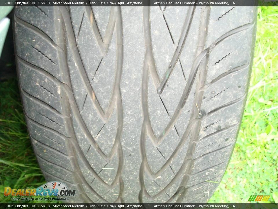 2006 Chrysler 300 C SRT8 Silver Steel Metallic / Dark Slate Gray/Light Graystone Photo #26