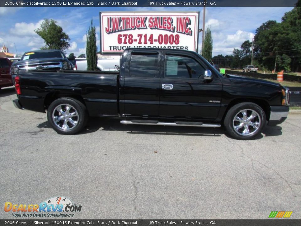 2006 Chevrolet Silverado 1500 LS Extended Cab Black / Dark Charcoal Photo #9