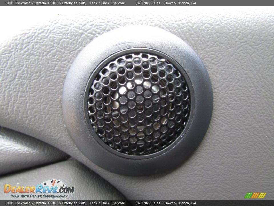 2006 Chevrolet Silverado 1500 LS Extended Cab Black / Dark Charcoal Photo #14