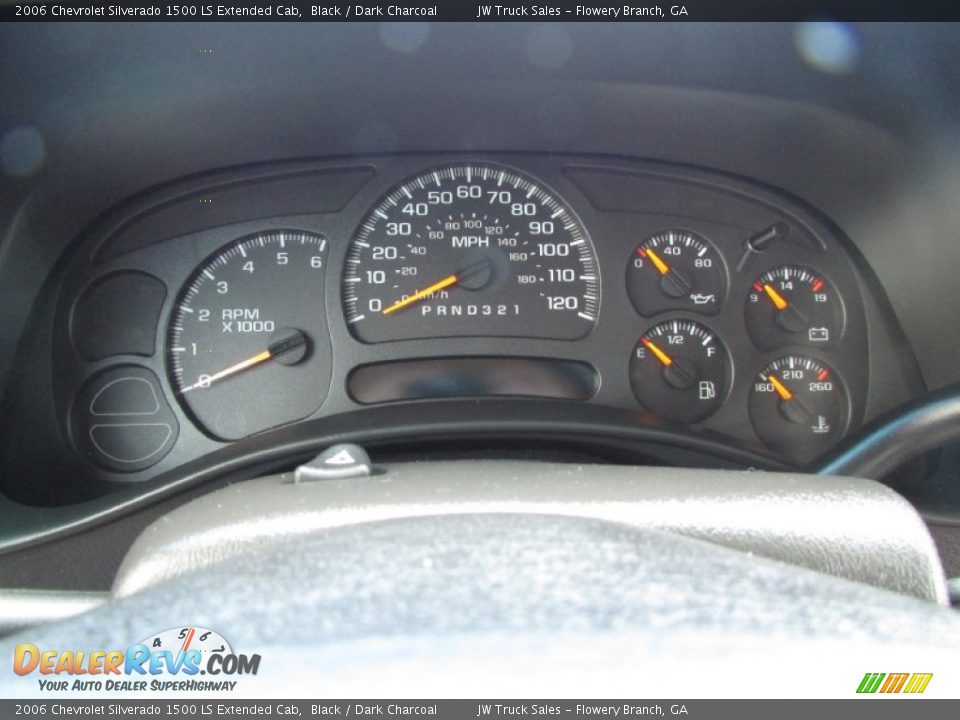 2006 Chevrolet Silverado 1500 LS Extended Cab Black / Dark Charcoal Photo #22