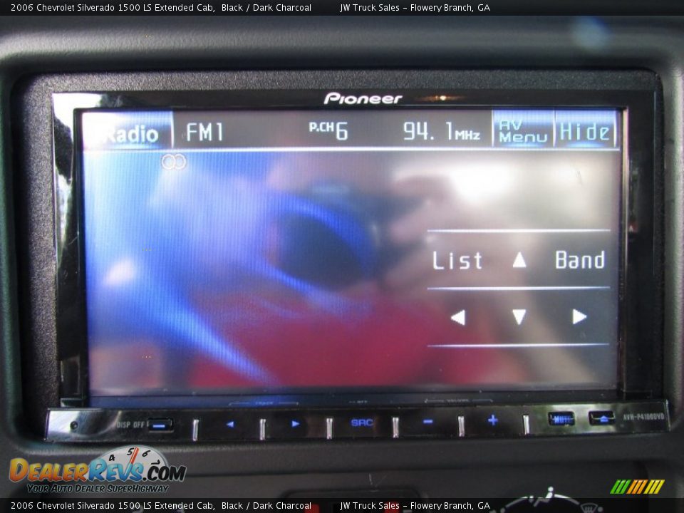 2006 Chevrolet Silverado 1500 LS Extended Cab Black / Dark Charcoal Photo #25