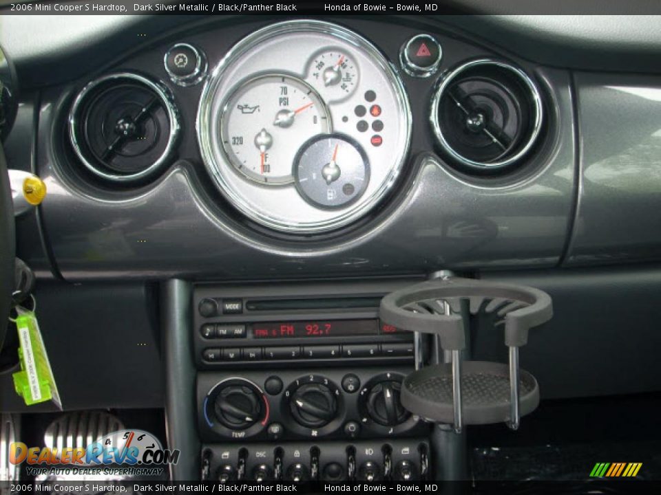 2006 Mini Cooper S Hardtop Dark Silver Metallic / Black/Panther Black Photo #13