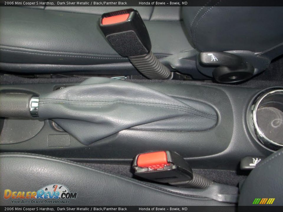 2006 Mini Cooper S Hardtop Dark Silver Metallic / Black/Panther Black Photo #15