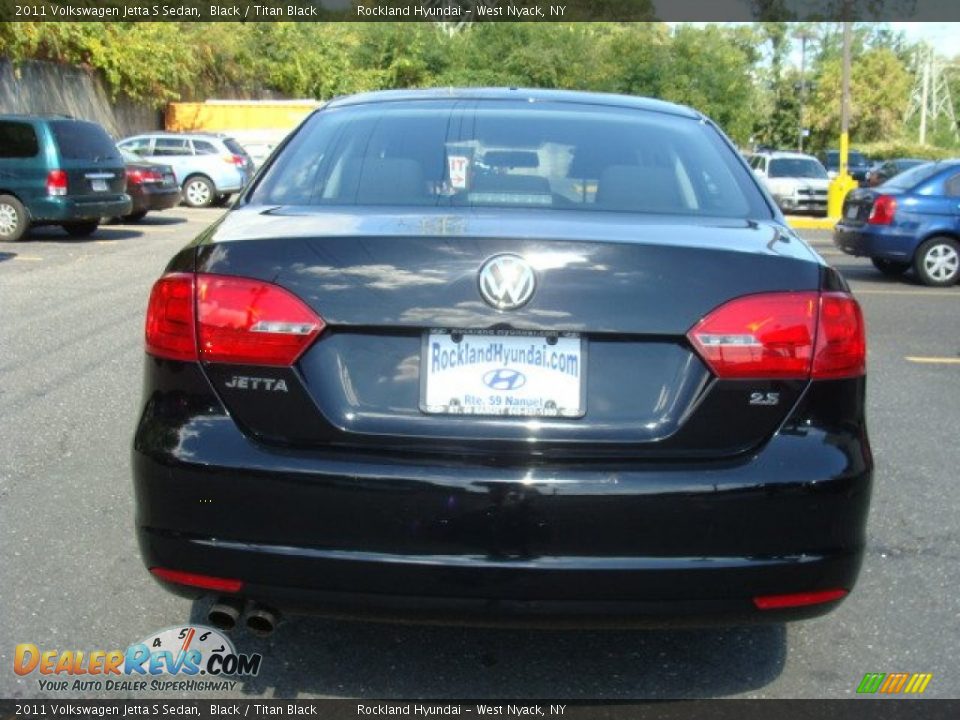 2011 Volkswagen Jetta S Sedan Black / Titan Black Photo #5