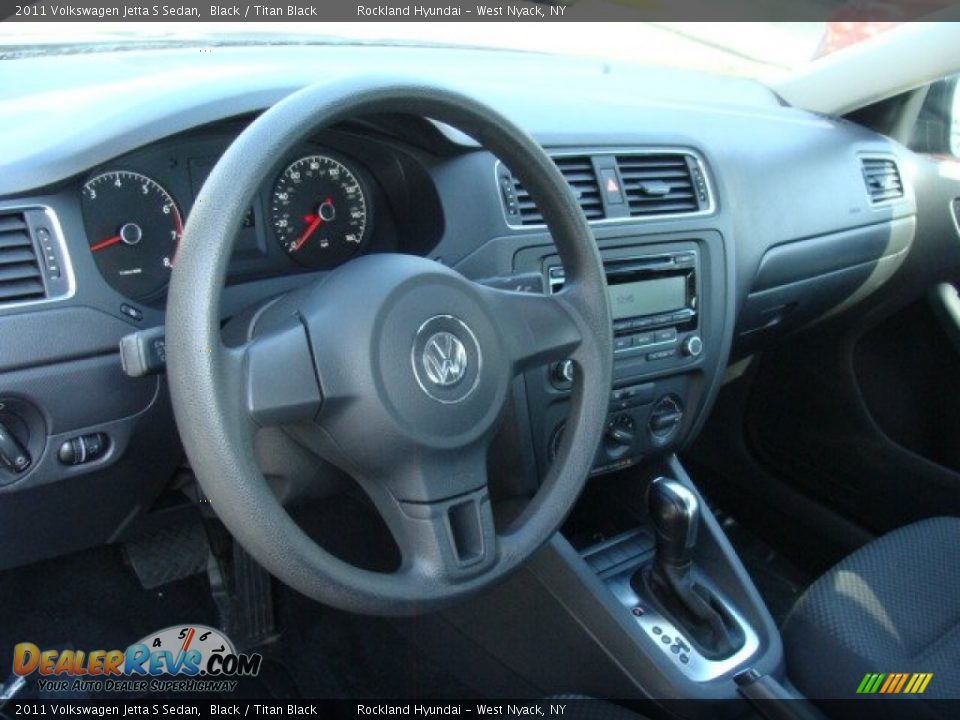 2011 Volkswagen Jetta S Sedan Black / Titan Black Photo #9