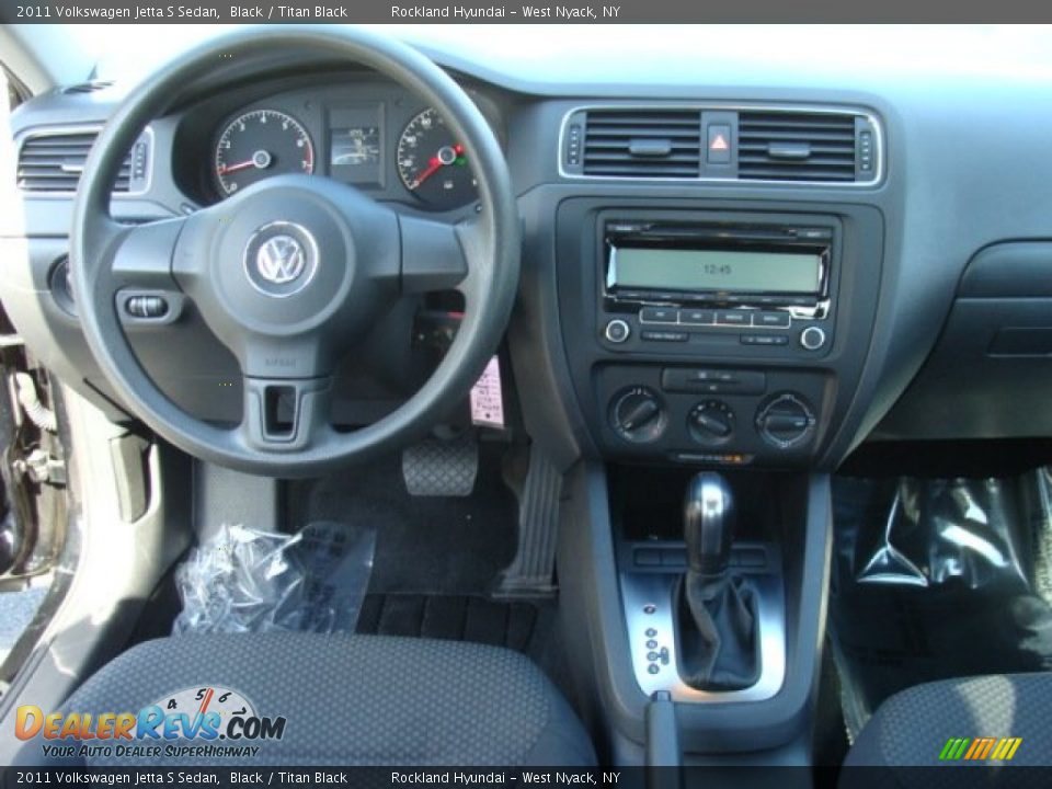 2011 Volkswagen Jetta S Sedan Black / Titan Black Photo #11