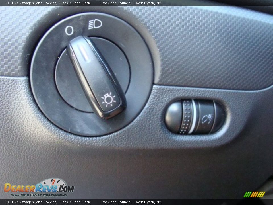 2011 Volkswagen Jetta S Sedan Black / Titan Black Photo #12