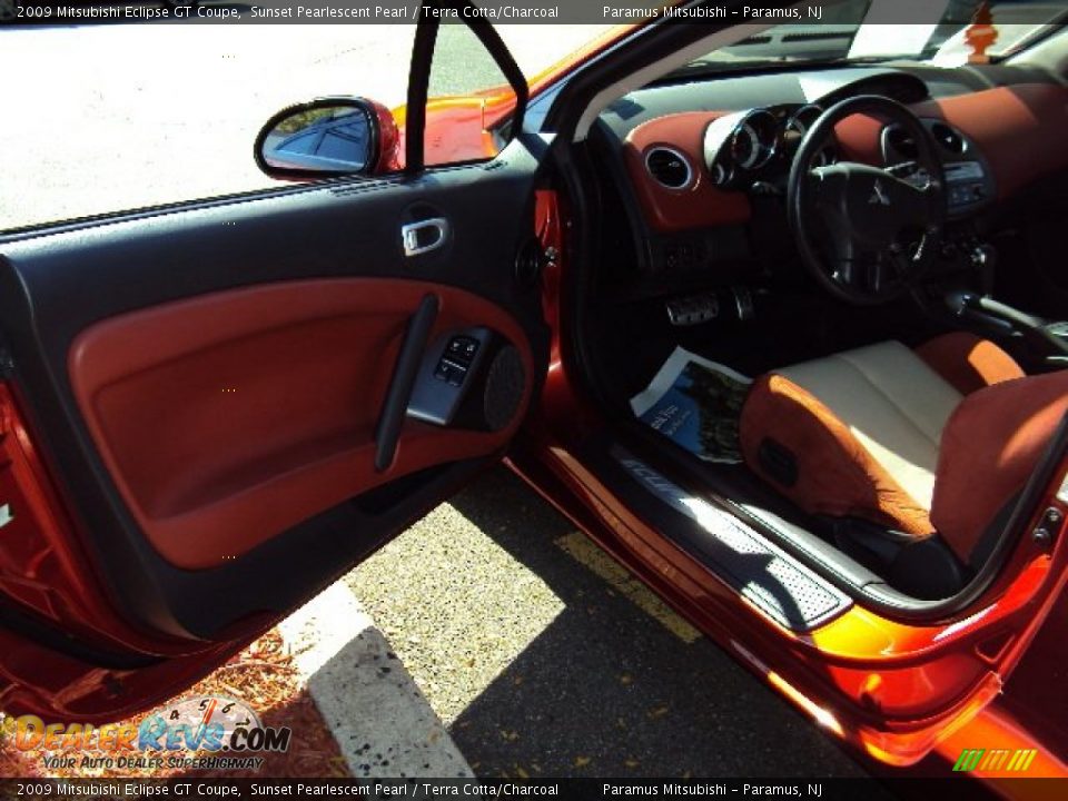 2009 Mitsubishi Eclipse GT Coupe Sunset Pearlescent Pearl / Terra Cotta/Charcoal Photo #13