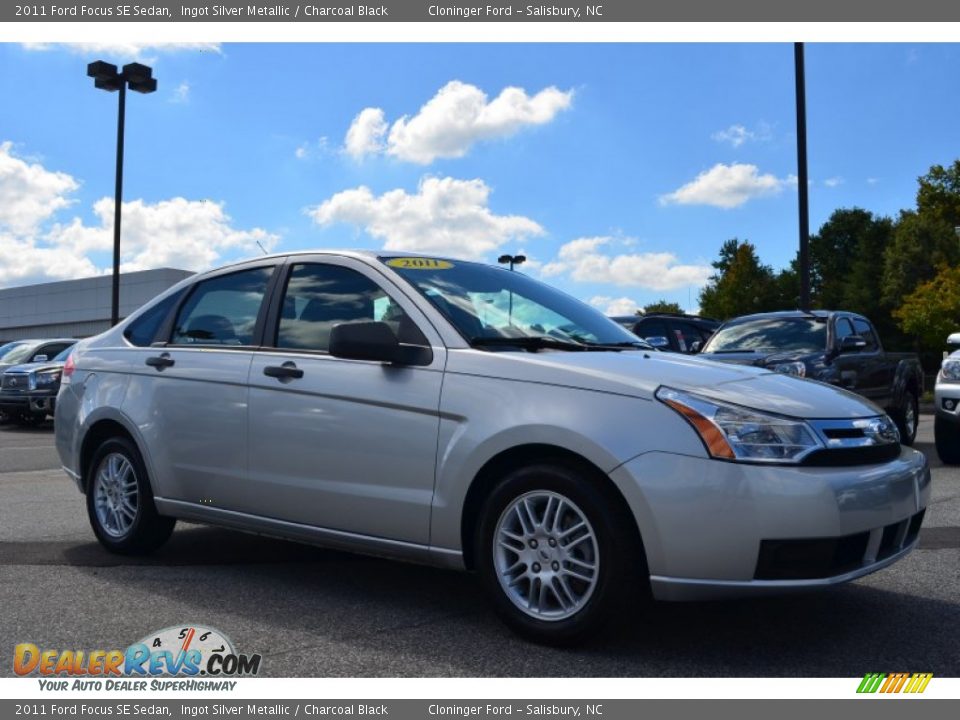2011 Ford Focus SE Sedan Ingot Silver Metallic / Charcoal Black Photo #1