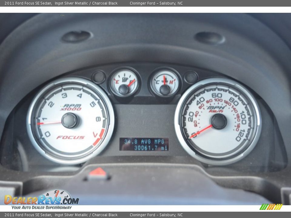 2011 Ford Focus SE Sedan Ingot Silver Metallic / Charcoal Black Photo #21