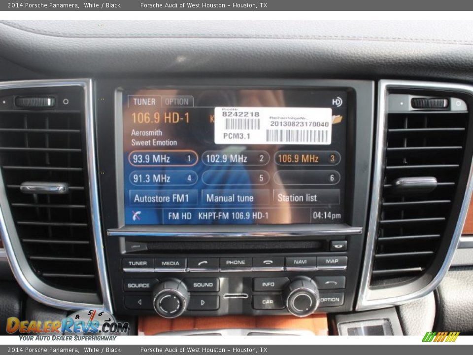 2014 Porsche Panamera White / Black Photo #21