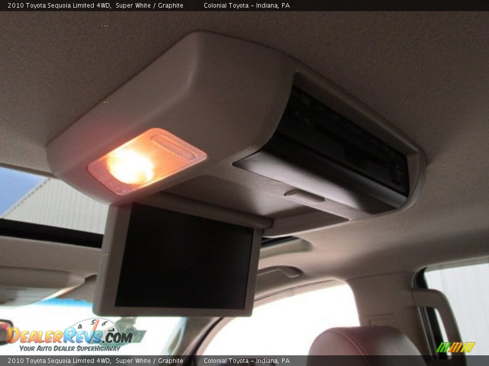 2010 Toyota Sequoia Limited 4WD Super White / Graphite Photo #10