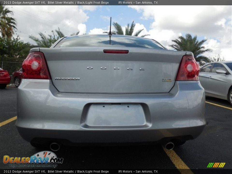2013 Dodge Avenger SXT V6 Billet Silver Metallic / Black/Light Frost Beige Photo #10