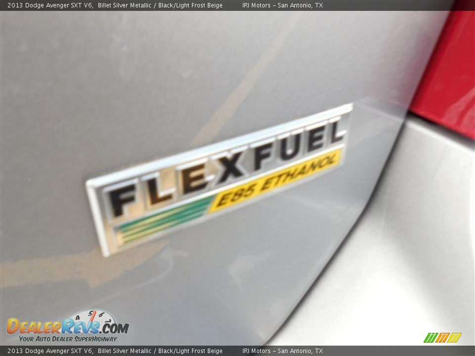 2013 Dodge Avenger SXT V6 Billet Silver Metallic / Black/Light Frost Beige Photo #11