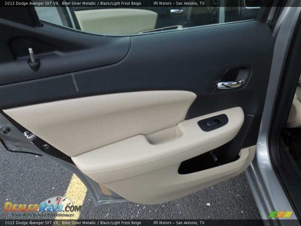 2013 Dodge Avenger SXT V6 Billet Silver Metallic / Black/Light Frost Beige Photo #15