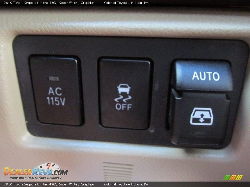 2010 Toyota Sequoia Limited 4WD Super White / Graphite Photo #19