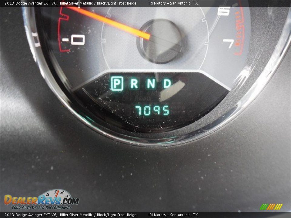 2013 Dodge Avenger SXT V6 Billet Silver Metallic / Black/Light Frost Beige Photo #25