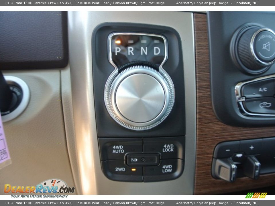 2014 Ram 1500 Laramie Crew Cab 4x4 True Blue Pearl Coat / Canyon Brown/Light Frost Beige Photo #14