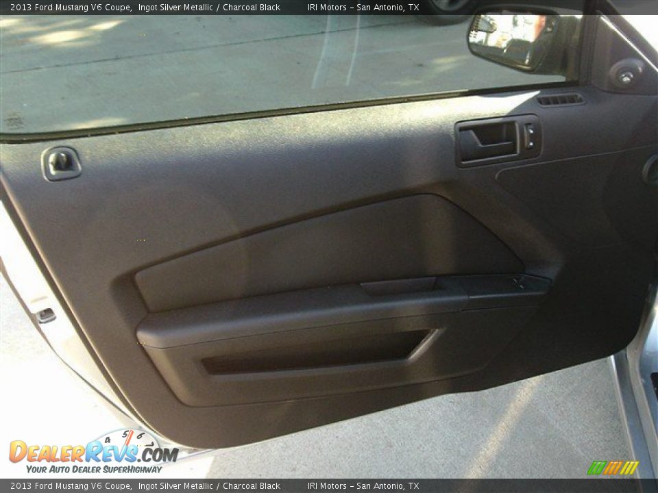 2013 Ford Mustang V6 Coupe Ingot Silver Metallic / Charcoal Black Photo #9