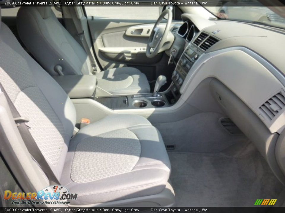 2009 Chevrolet Traverse LS AWD Cyber Gray Metallic / Dark Gray/Light Gray Photo #9