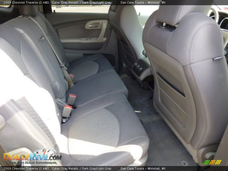 2009 Chevrolet Traverse LS AWD Cyber Gray Metallic / Dark Gray/Light Gray Photo #10