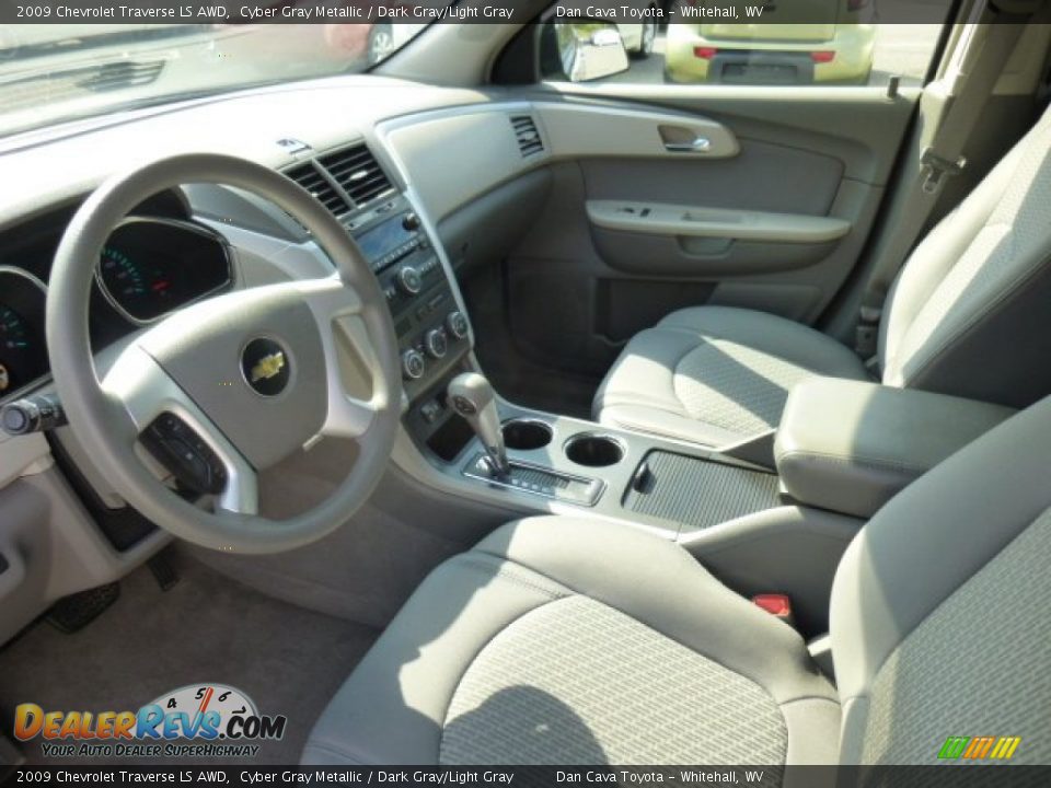 2009 Chevrolet Traverse LS AWD Cyber Gray Metallic / Dark Gray/Light Gray Photo #12
