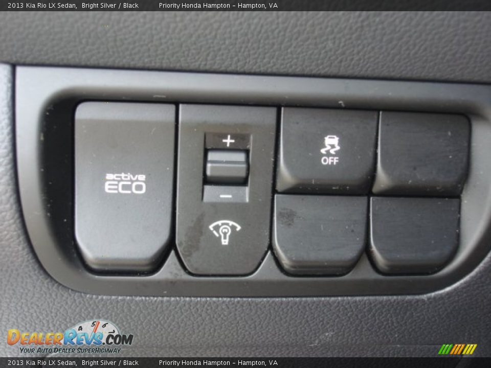 2013 Kia Rio LX Sedan Bright Silver / Black Photo #25