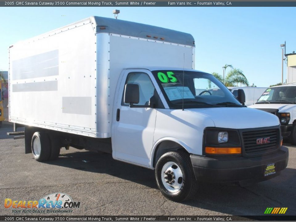 2005 GMC Savana Cutaway 3500 Commercial Moving Truck Summit White / Pewter Photo #1