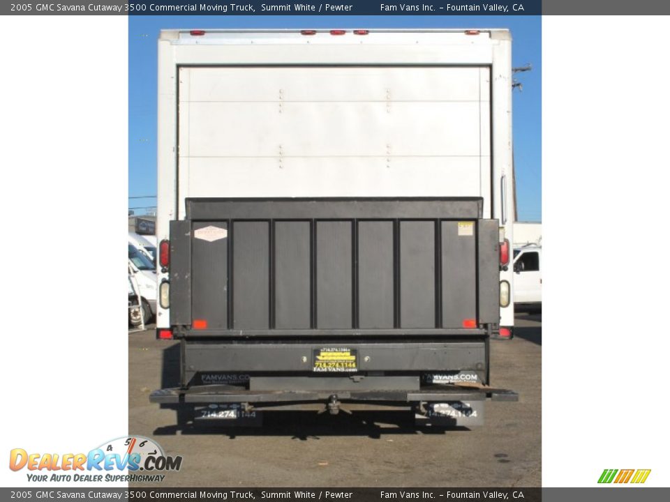 2005 GMC Savana Cutaway 3500 Commercial Moving Truck Summit White / Pewter Photo #4